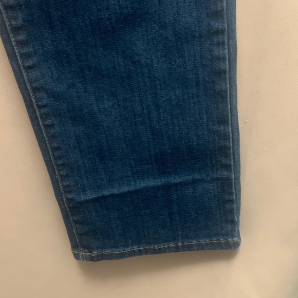 J Brand Women's Straight-Leg Jeans in Classic Blue Denim - Picture 2 of 6